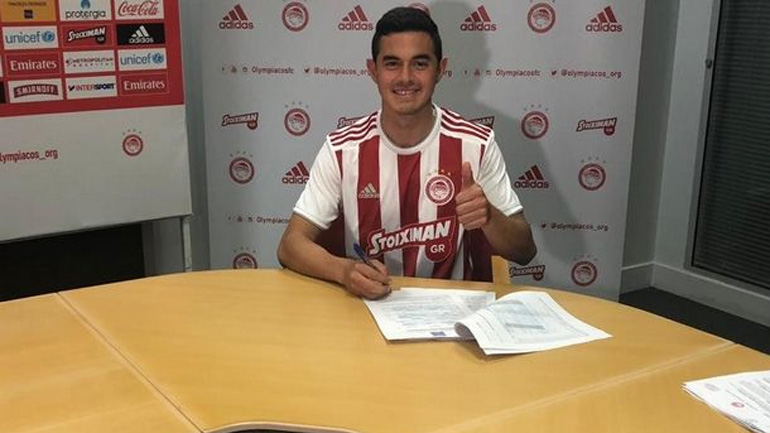 Λοβέρα: «Θέλω να με ερωτευτεί ο κόσμος του Ολυμπιακού»