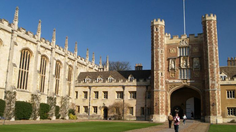 Brexit: Δεν θα αλλάξουν τα δίδακτρα για τους φοιτητές από την Ε.Ε.