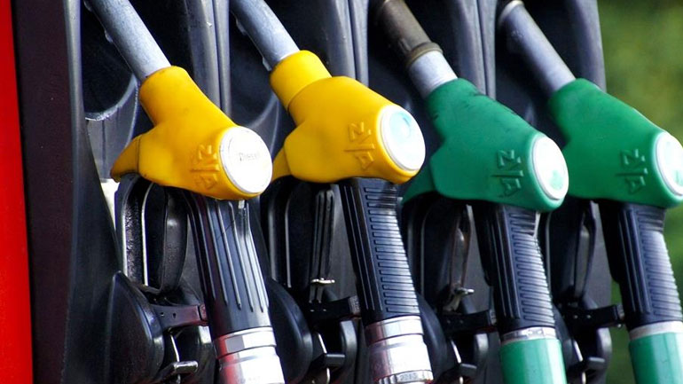 Μείωση της φορολογίας στα καύσιμα ζητεί η ΠΟΠΕΚ