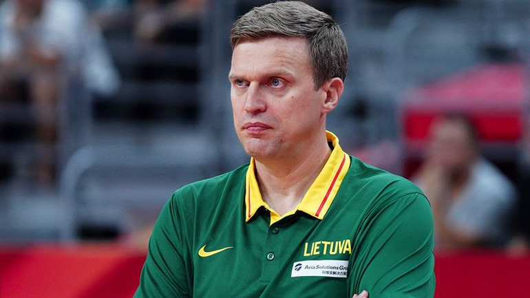 Τέλος από τη Λιθουανία ο Αντομάιτις