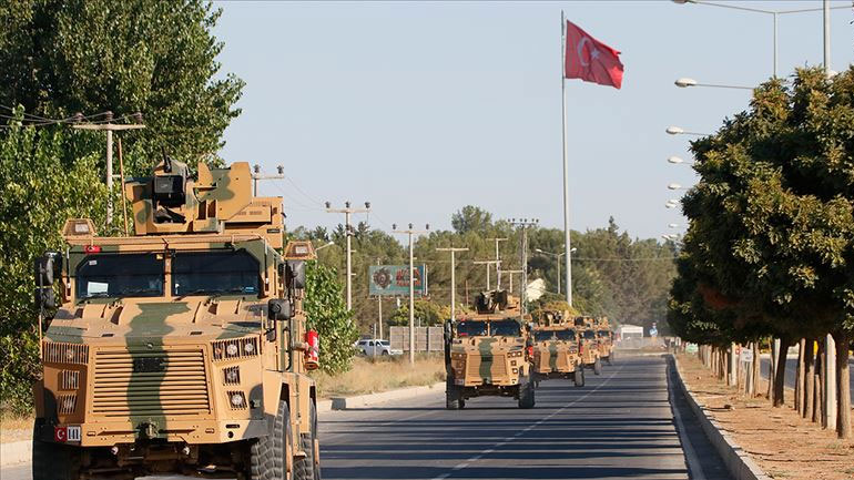 Τουρκικά στρατιωτικά οχήματα εισήλθαν στη Συρία