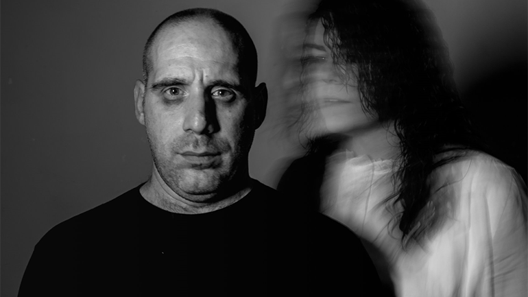 «05:05 » του Απόστολου Θηβαίου στο  Studio Κυψέλης