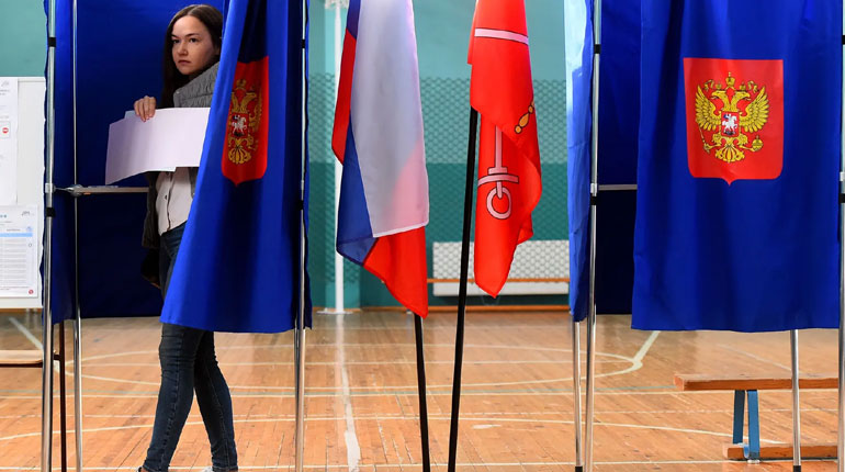 Google και Facebook αρνούνται την κατηγορία περί διανομής πολιτικών διαφημίσεων στις ρωσικές εκλογές