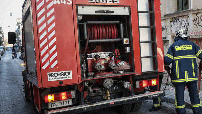 Κατασβέστηκε η φωτιά που ξέσπασε σε ισόγειο κατάστημα στον Νέο Κόσμο