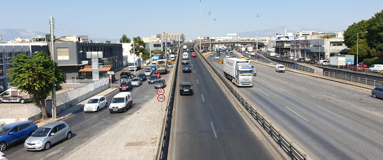 H κίνηση στους δρόμους αυξάνει και χρειάζεται μεγάλη προσοχή...