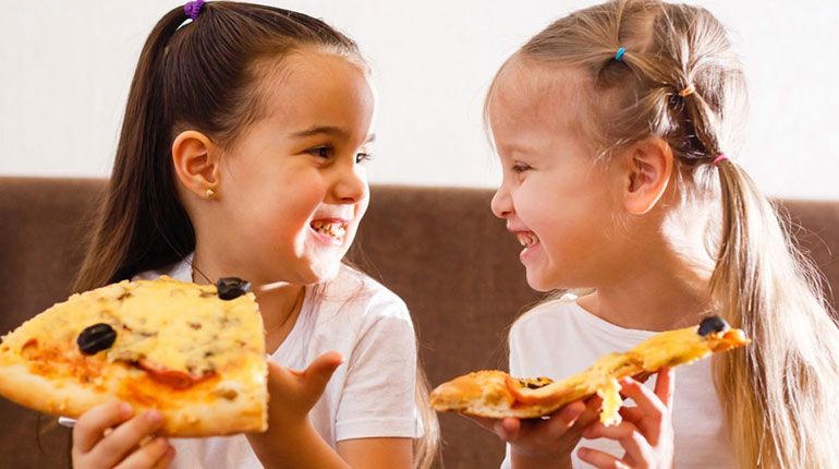 Συμβουλές για να βοηθήσετε το παιδί σας να δοκιμάσει νέες τροφές