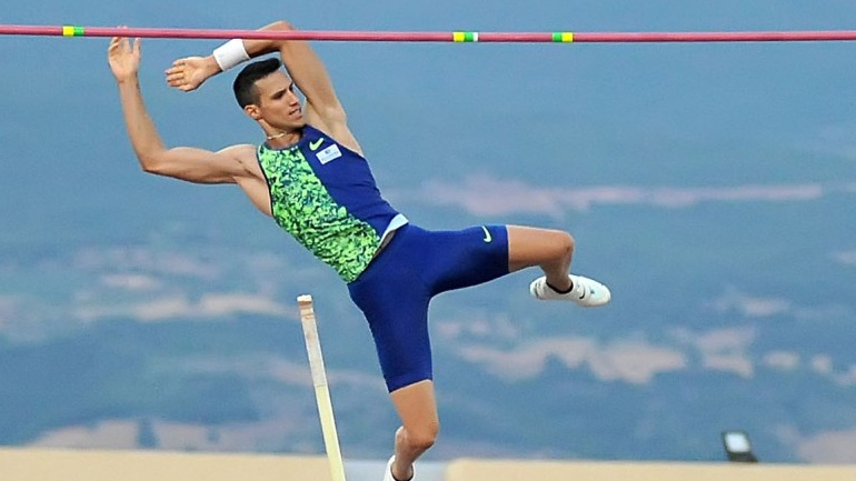 Ξεπέρασε τα 5,75 ο Κώστας Φιλιππίδης