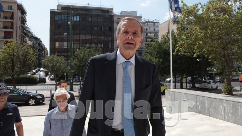 Επίθεση Σαμαρά σε «Ρασπούτιν» και Τσίπρα για τη Novartis