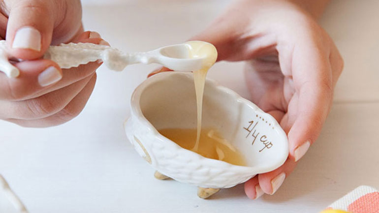 Μάσκα με βρώμη και μέλι για την καταπολέμηση των ρυτίδων