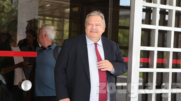 Καταθέτει ο Βενιζέλος για την υπόθεση Novartis