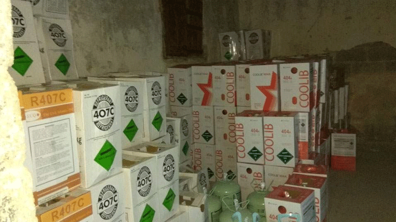 Πάνω από 23 τόνους απαγορευμένου ψυκτικού υγρού εντόπισε το ΣΔΟΕ