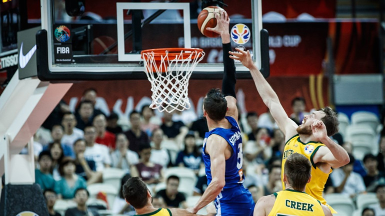 Στα ημιτελικά η Αυστραλία, 82-70 την Τσεχία