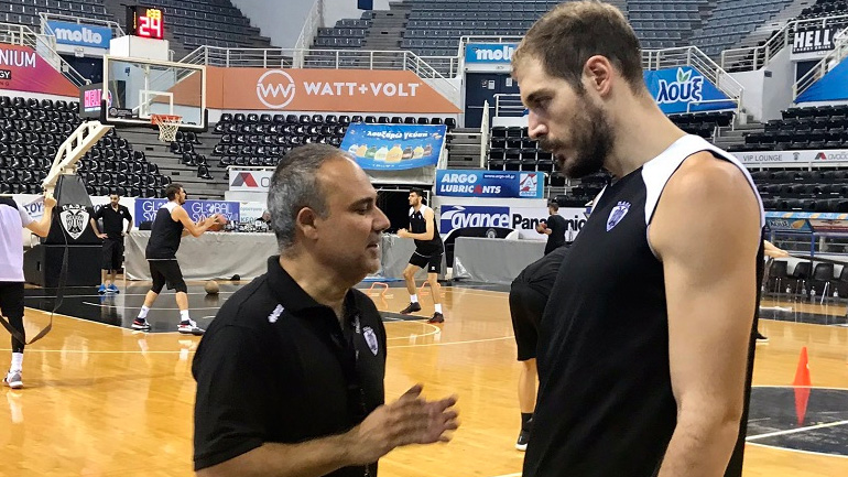 Φλεβαράκης: «Κρατάμε το θετικό πνεύμα και την ομαδικότητά μας»