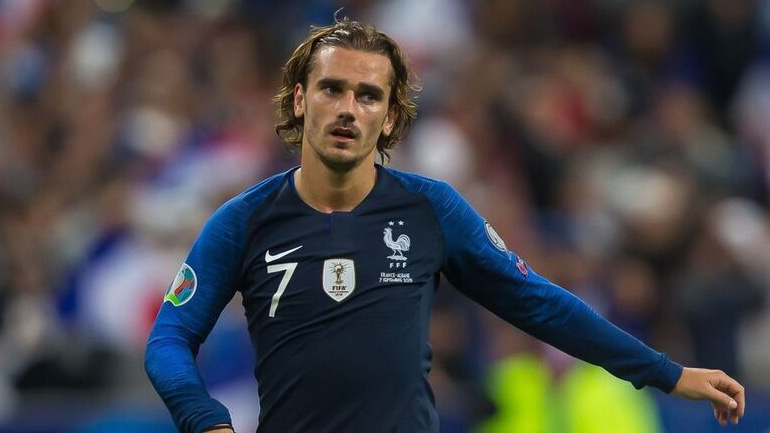 Γκριεζμάν: «Το επόμενο πέναλτι είναι του Ζιρού»