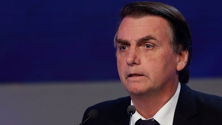 Ο γιος του Μπολσονάρου συγκρίνει την επίθεση με μαχαίρι κατά του πατέρα του με τις επιθέσεις της 11ης Σεπτεμβρίου στις ΗΠΑ