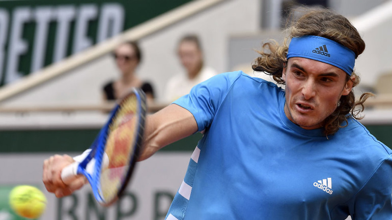 Τένις: Νίκη με… συνοπτικές διαδικασίες για τον Τσιτσιπά στο Davis Cup