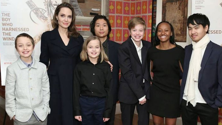 Angelina Jolie: «Τώρα που μεγαλώνουν τα παιδιά, ανακαλύπτω ξανά τον εαυτό μου»