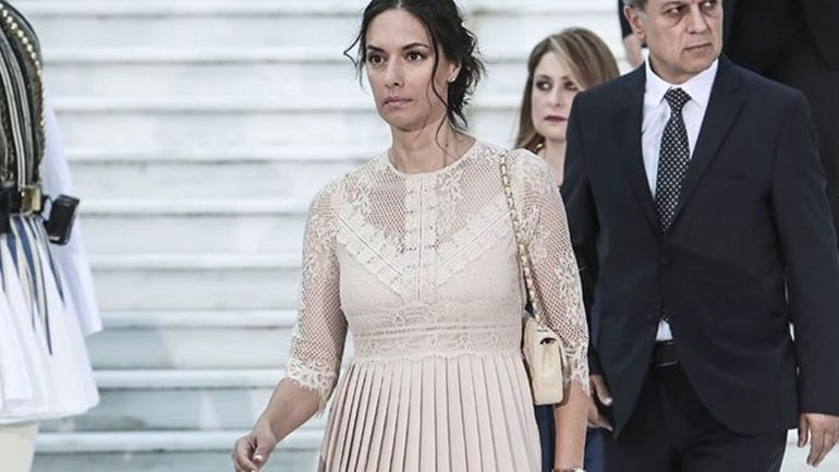 Η Νόνη Δούνια μιλά για τη νέα της καθημερινότητα μετά την είσοδό της στη Βουλή