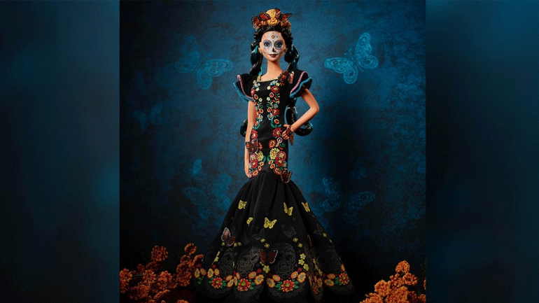 Η Μπάρμπι έγινε… σκελετός για την Ημέρα των Νεκρών