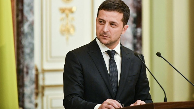 Ζελένσκι: Η Δύση πρέπει να συνεχίσει τις κυρώσεις κατά της Ρωσίας