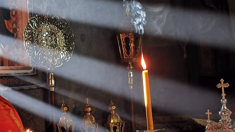 Συγκίνηση στον πρώτο εσπερινό μετά τη Μικρασιατική Καταστροφή στο Μπουρνόβα της Σμύρνης