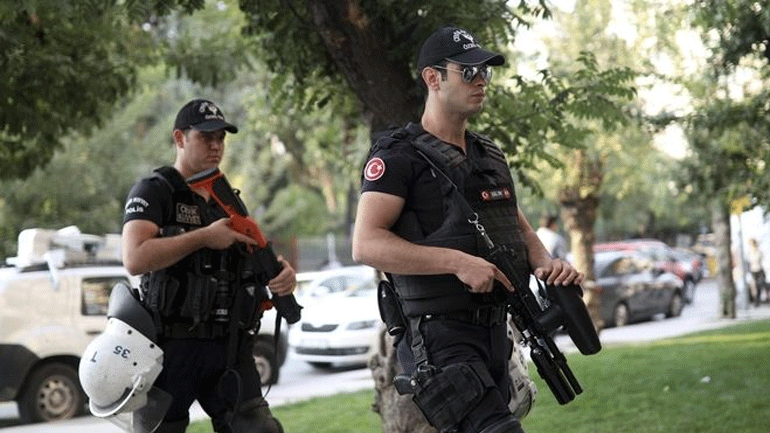 Τουρκία: Οι Αρχές διέταξαν τη σύλληψη 223 στρατιωτικών