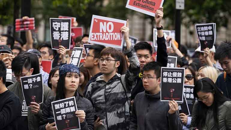 Χονγκ Κονγκ: Επεισόδια ανάμεσα σε διαδηλωτές και αστυνομικούς Χονγκ Κονγκ: Επεισόδια ανάμεσα σε διαδηλωτές και αστυνομικούς