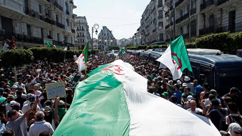 Στις 12 Δεκεμβρίου οι προεδρικές εκλογές στην Αλγερία