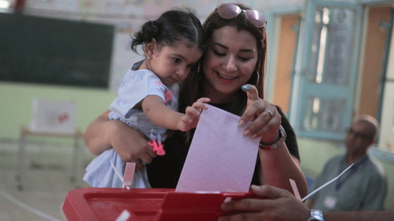 Εκλογές στην Τυνησία: Δύο «αντισυστημικοί» υποστηρίζουν ότι πέρασαν στον δεύτερο γύρο