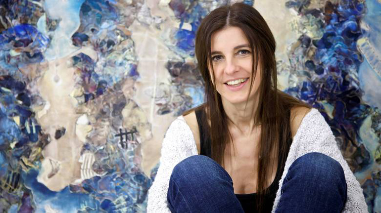 Η Ντένη Θεοχαράκη