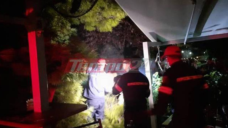 Πάτρα: Δέντρο έπεσε πάνω σε θαμώνες καφετέριας