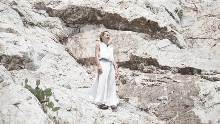 H «Anamnesis» της Αποστολίας Παπαδαμάκη στη Δήλο