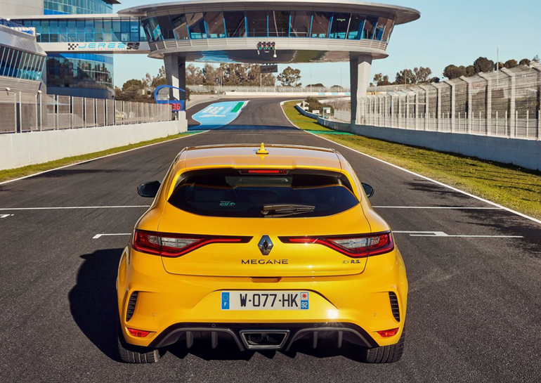 To Megane RS αποδίδει 280 ίππους...