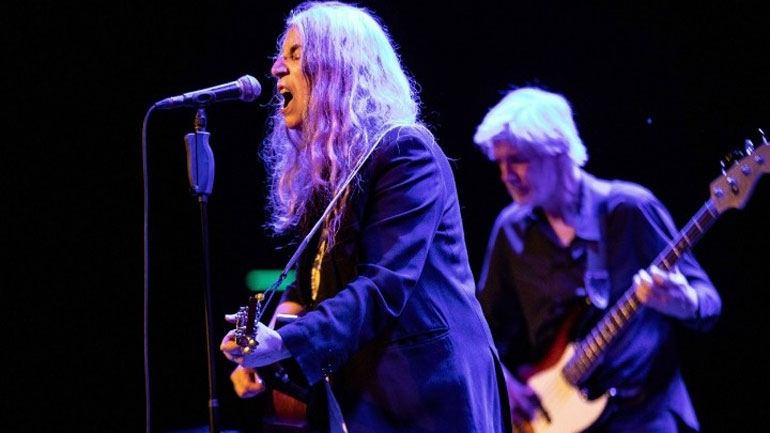 Η Πάτι Σμιθ στη νέα καμπάνια Saint Laurent