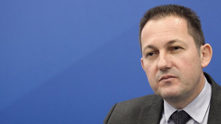 «Ο κ. Τσίπρας έκανε προεκλογική καμπάνια με τα λεφτά των Ελλήνων, ο Κ. Μητσοτάκης τους τα επιστρέφει»