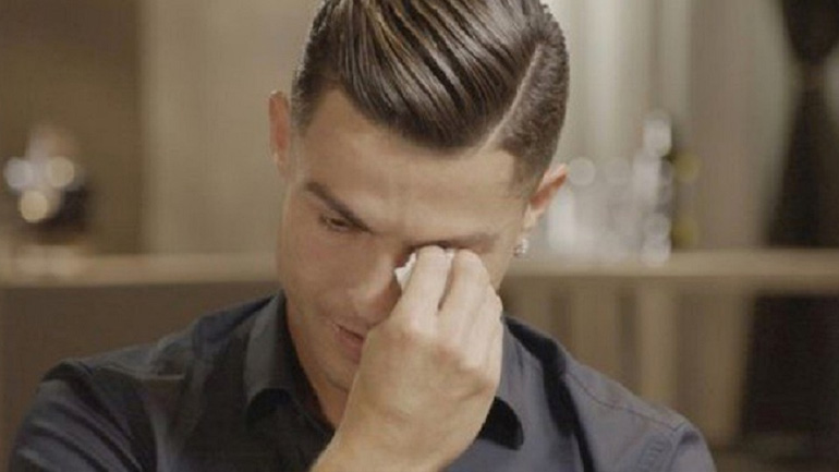 Ο Ρονάλντο ξέσπασε σε κλάματα on camera για τον πατέρα του: «Ποτέ δεν τον γνώρισα, ήταν πάντα μεθυσμένος»