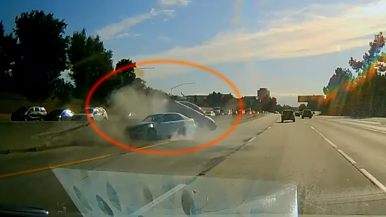 Τράκαραν χωρίς να το καταλάβουν…