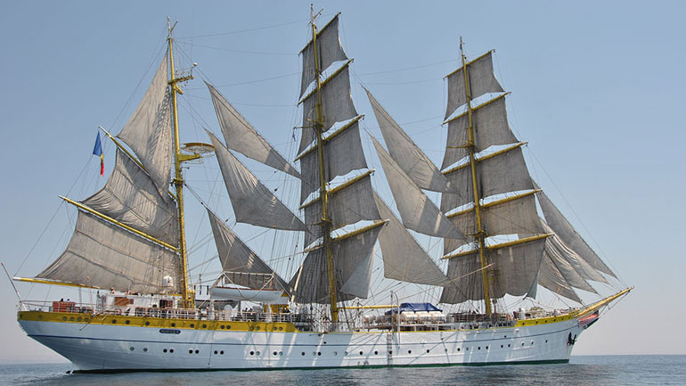 To ρουμανικό πλοίο – σύμβολο «Μircea» έδεσε στο λιμάνι της Τούλτσεα