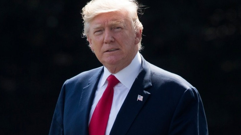 Διστακτικός για πόλεμο με το Ιράν ο Τραμπ