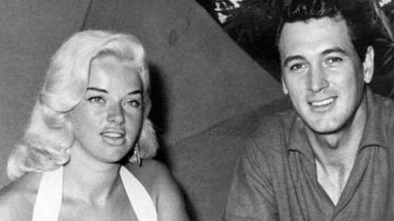 Πέθανε λίγο μετά τα γενέθλιά του ο γιος της Diana Dors