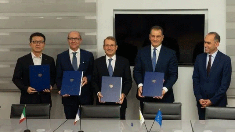 Κύπρος: «Έπεσαν» οι υπογραφές για πέντε τεμάχια στην ΑΟΖ