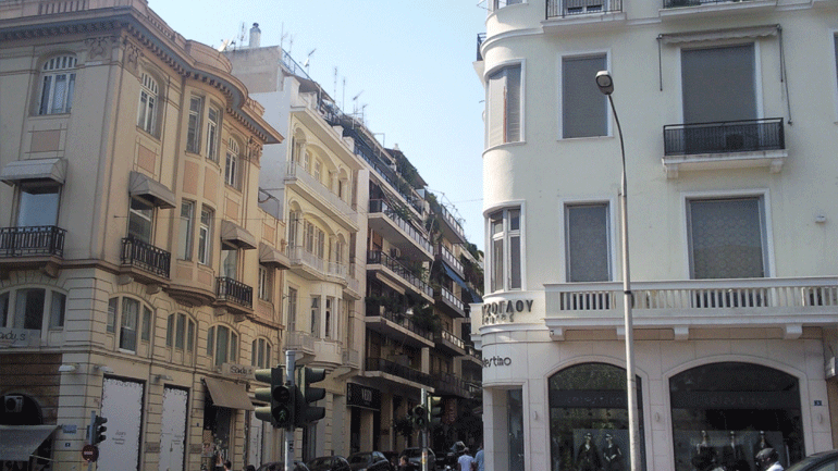 Λαός και Κολωνάκι