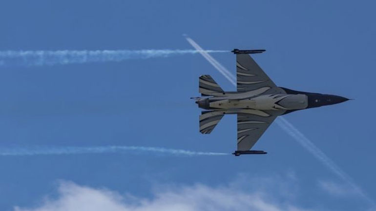 Δύο Βέλγοι πιλότοι επέζησαν της συντριβής F-16 στη Γαλλία