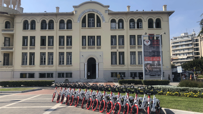 ΗΡΩΝ e-bikes: Ξεκινούν τα έξυπνα υποβοηθούμενα ποδήλατα κοινής χρήσης στη Θεσσαλονίκη