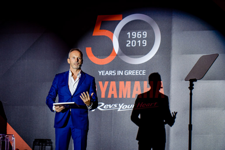 Ο Διευθύνων Σύμβουλος της Μοτοδυναμικής Σωτήρης Χατζίκος μίλησε στο κοινό δίνοντας βαρύτητα στις σχέσεις των συνεργατών και τις αξίες της Yamaha  