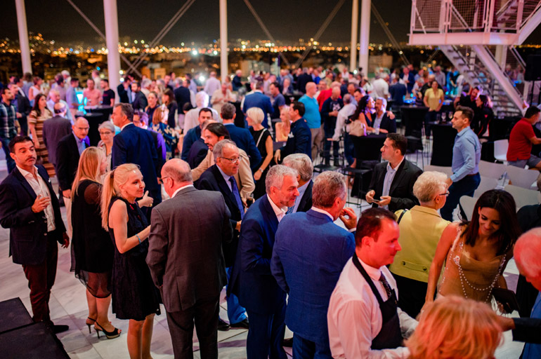 Περισσότεροι από 500 ήταν οι προσκεκλημένοι...