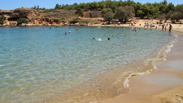 Περιπέτεια για λουόμενο από δάγκωμα ψαριού στην Κρήτη