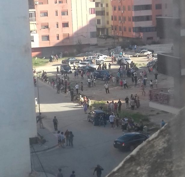 Οι πολίτες βγήκαν στους δρόμους μετά τις ισχυρές σεισμικές δονήσεις