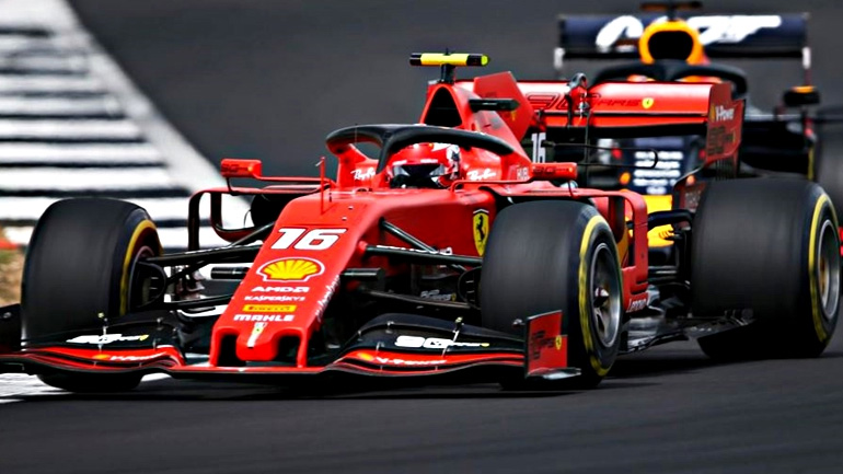 Formula 1: Στην pole position του γκραν πρι της Σιγκαπούρης o Λεκλέρκ