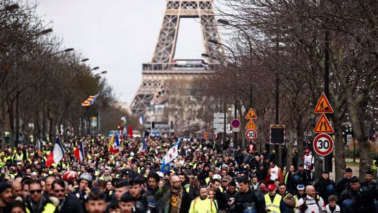 Σάββατο κινητοποιήσεων στο Παρίσι – 30 προσαγωγές